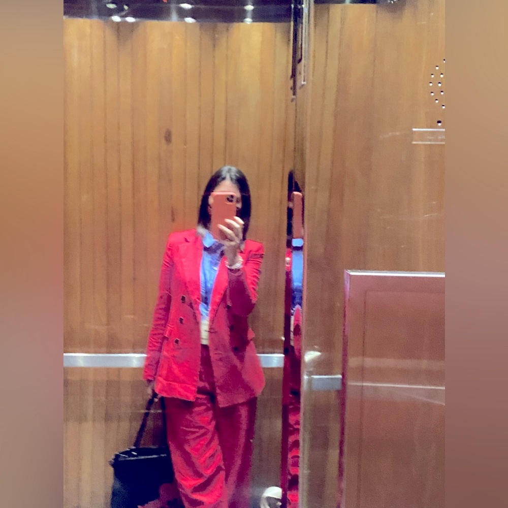 Meet your Posher, Jeteeveh